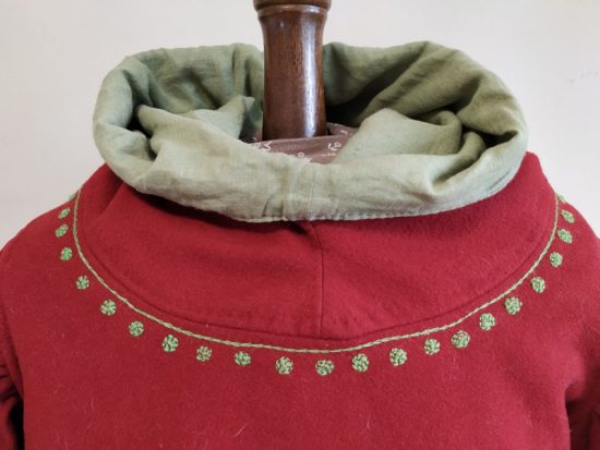embroidered gardecorpse - neckline