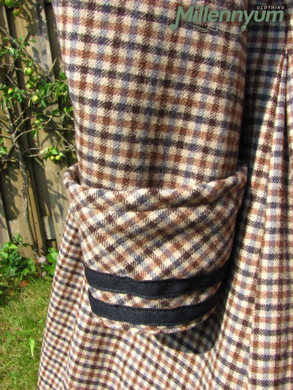 Victorian day dress - cuff
