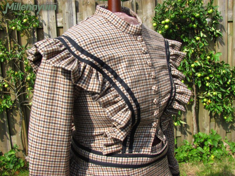 Victorian day dress - front closure