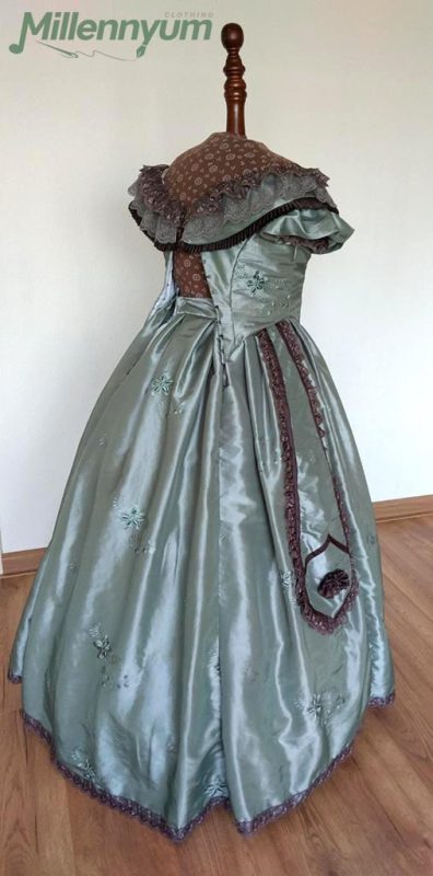Victorian ballgown - back
