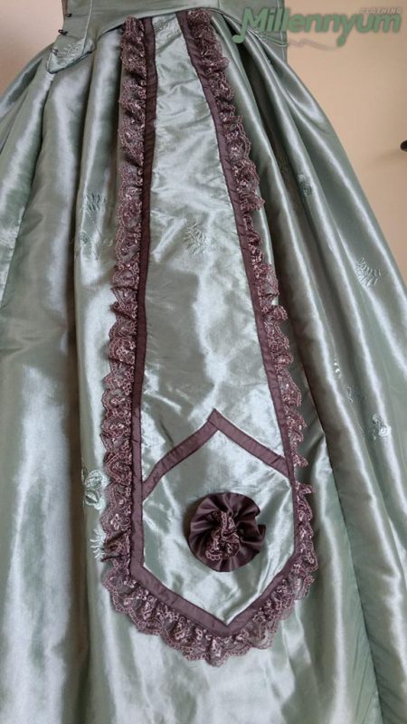 Victorian ballgown - decorative panel