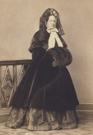 fur cape and muff -1860s