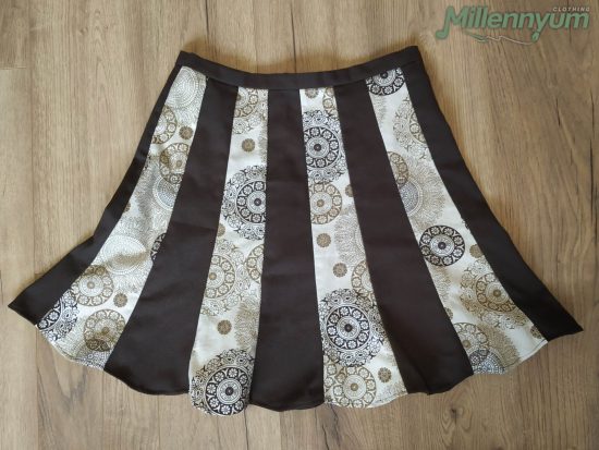 the skirt lying flat on the ground